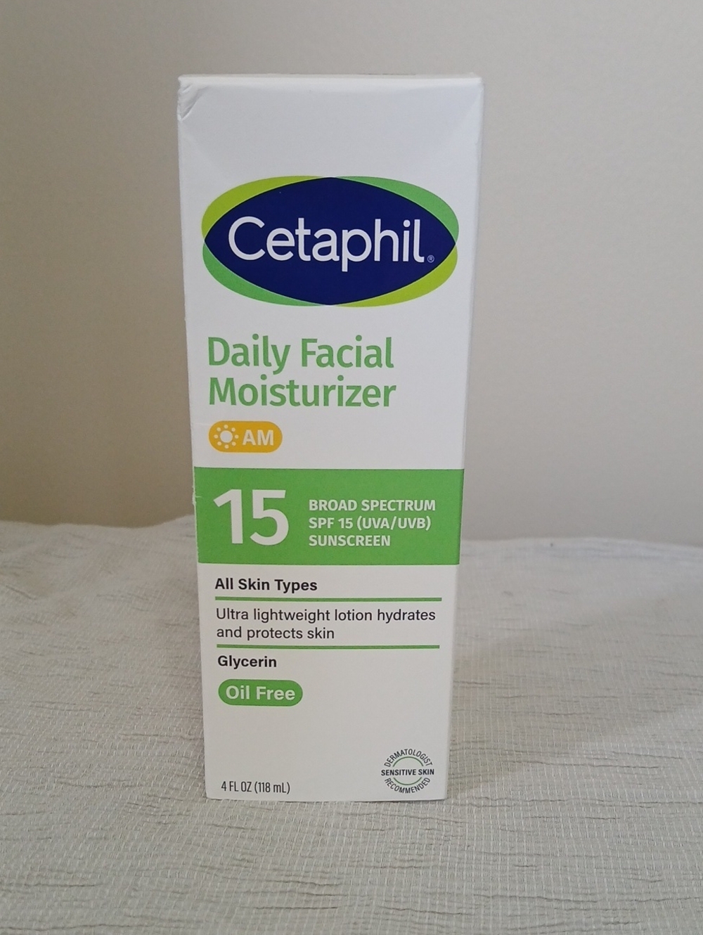 Cetaphil Daily Facial Moisturizer SPF 15
